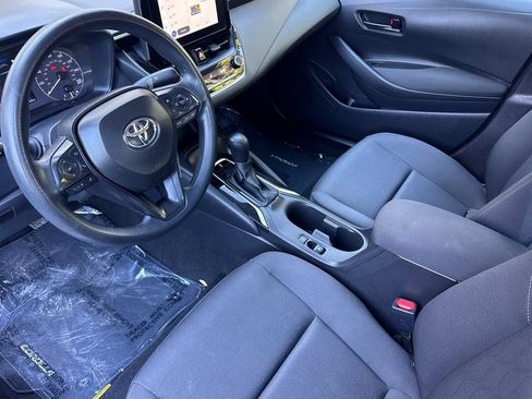 Certified 2025 Toyota Corolla LE FWD image 9