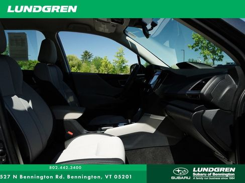 Used 2022 Subaru Forester AWD/4WD image 9