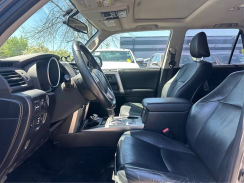 Used 2011 Toyota 4Runner Limited AWD/4WD image 9