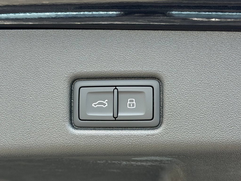 New 2026 Audi Q5 Premium Plus AWD/4WD image 15