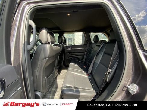 Used 2021 Jeep Grand Cherokee Limited AWD/4WD image 6