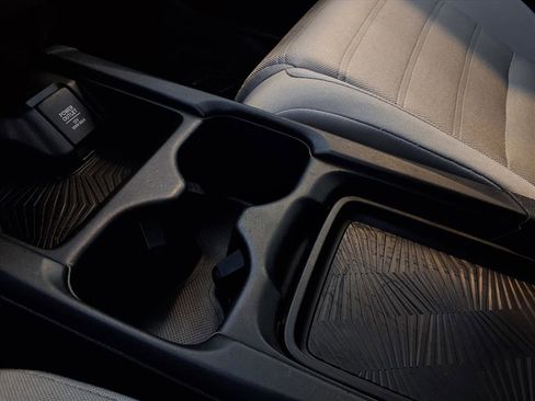 Used 2018 Honda CR-V LX image 21