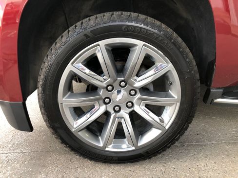 Used 2017 Chevrolet Tahoe Premier AWD/4WD image 4