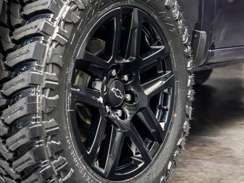 Used 2023 Chevrolet Silverado 1500 RST image 12