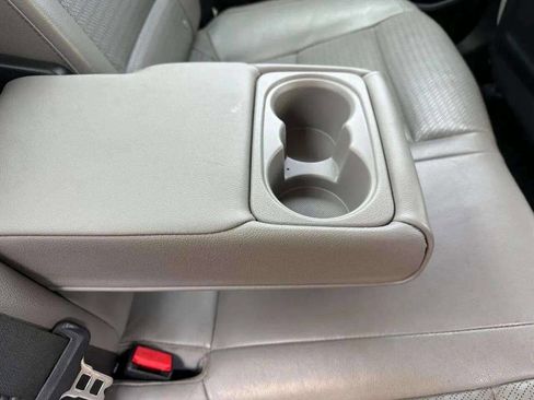 Used 2017 Hyundai Elantra Limited w/ Cargo Package image 13