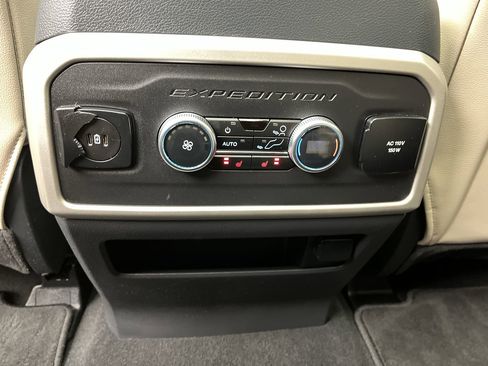Used 2024 Ford Expedition Max Limited w/ Excursion Package AWD/4WD image 15