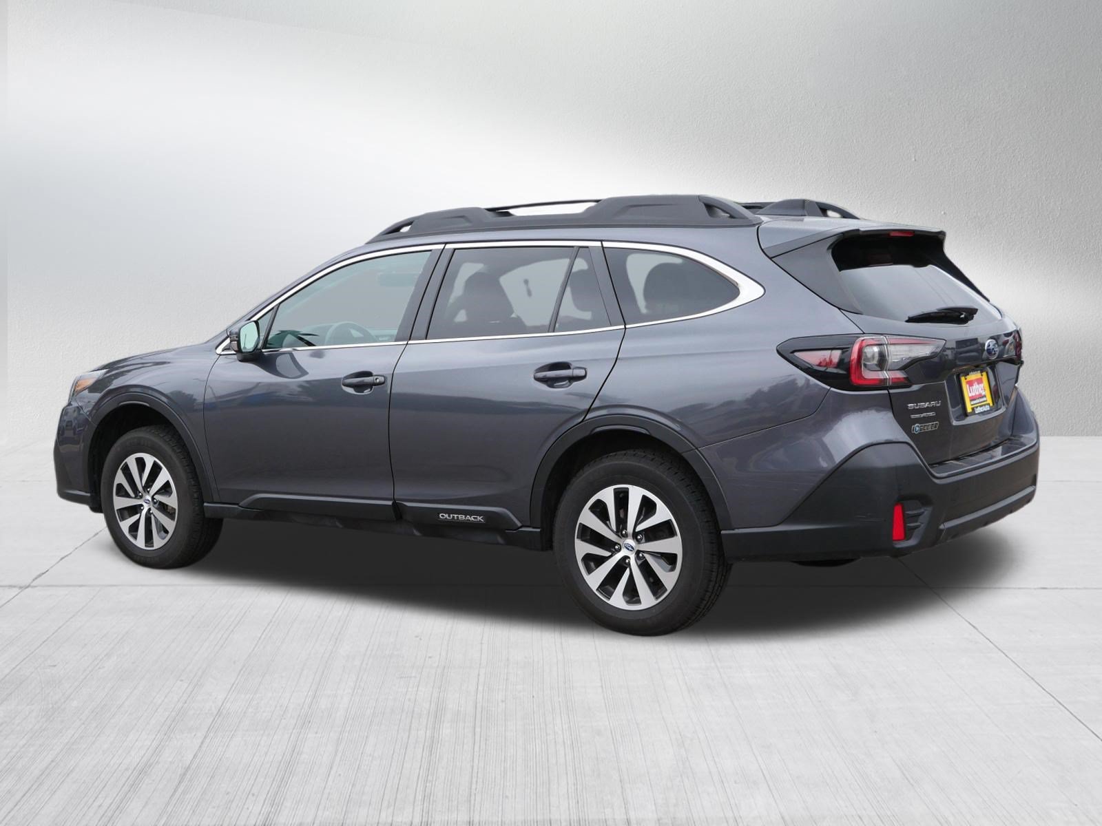 Used 2022 Subaru Outback Premium AWD/4WD image 5