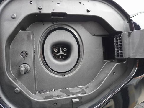 New 2026 Toyota bZ XLE image 19