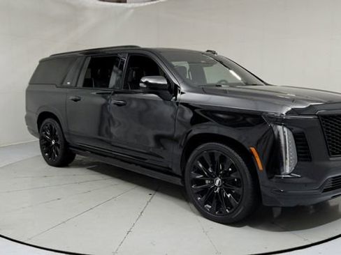 Certified 2026 Cadillac Escalade ESV Platinum Sport image 7