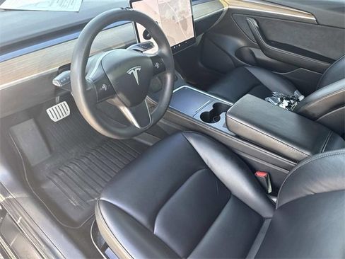 Used 2021 Tesla Model 3 Performance image 27