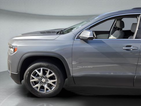 Used 2022 GMC Acadia SLT w/ Technology Package image 32