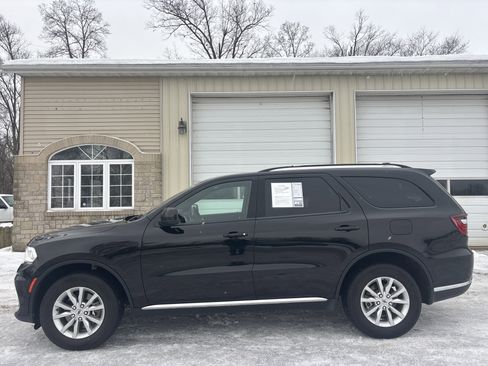 Used 2023 Dodge Durango SXT Launch Edition image 8