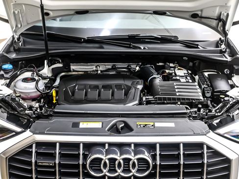 Used 2025 Audi Q3 2.0T Premium Plus w/ Premium Plus Package image 12