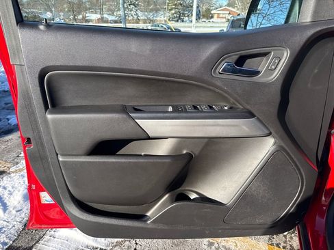 Used 2019 Chevrolet Colorado LT image 15