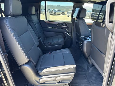 New 2026 GMC Yukon XL Denali w/ Denali Reserve Package AWD/4WD image 20