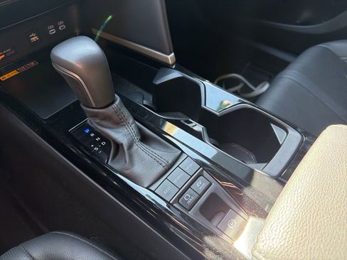 Used 2025 Toyota Camry XSE w/ Premium Plus Package image 15