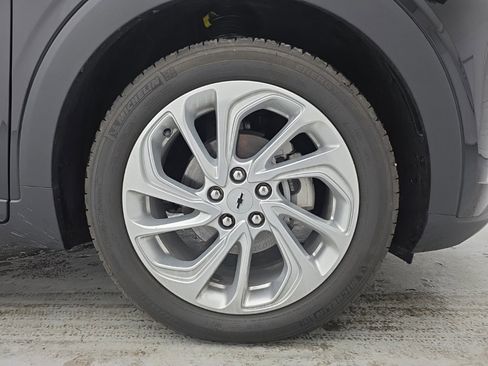 Used 2023 Chevrolet Bolt EUV LT image 19