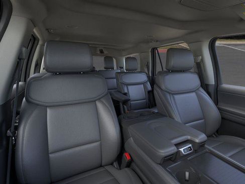 New 2026 Ford Expedition Active RWD image 10