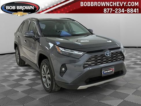 Used 2022 Toyota RAV4 Limited image 1