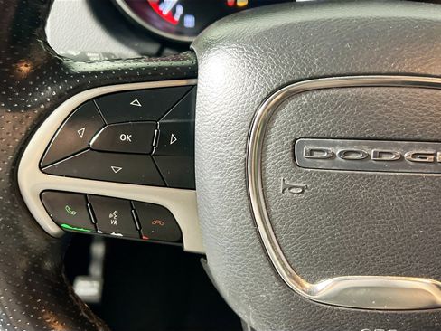 Used 2019 Dodge Durango SXT image 18