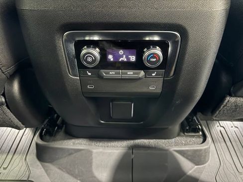 Used 2025 GMC Yukon Elevation w/ LPO, Floor Liner Package AWD/4WD image 17