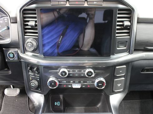 Used 2022 Ford F150 XLT w/ Equipment Group 302A High AWD/4WD image 19