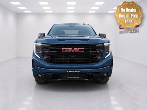 Used 2026 GMC Sierra 1500 Elevation w/ Elevation Premium Package AWD/4WD image 2