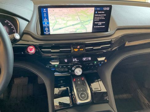 Certified 2026 Acura MDX SH-AWD w/ Advance Package image 15