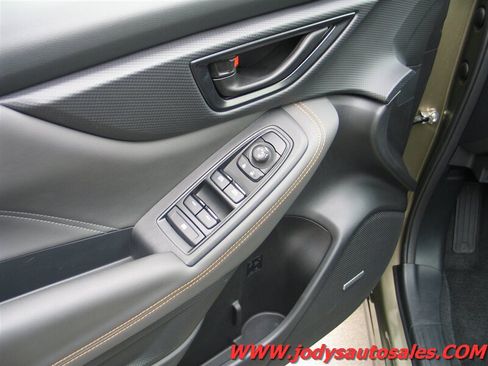 Used 2024 Subaru Forester Wilderness AWD/4WD image 3
