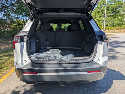 New 2026 Chevrolet Equinox LT FWD image 27