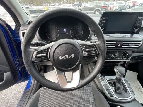 Used 2023 Kia Seltos LX image 26