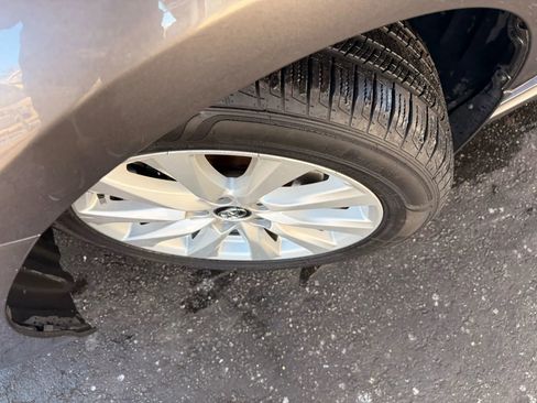 Used 2020 Toyota Camry SE image 37