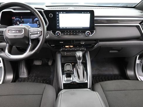 Used 2024 GMC Canyon Elevation w/ Convenience Package image 12