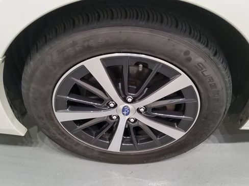 Used 2023 Subaru Impreza 2.0i Premium AWD/4WD image 30