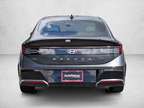 New 2026 Hyundai Sonata SEL FWD image 8