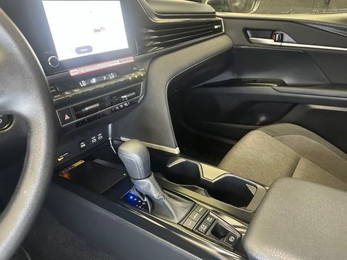 Used 2026 Toyota Camry LE FWD image 30