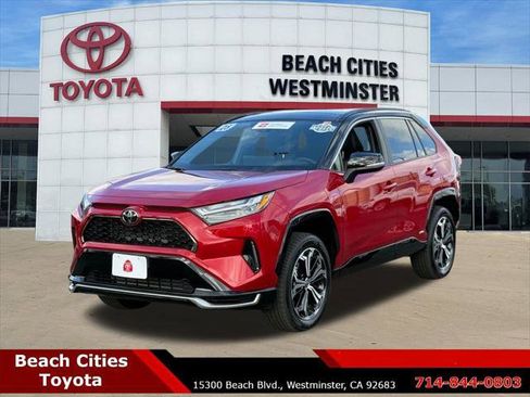 Certified 2025 Toyota RAV4 XSE w/ Premium Package AWD/4WD image 6