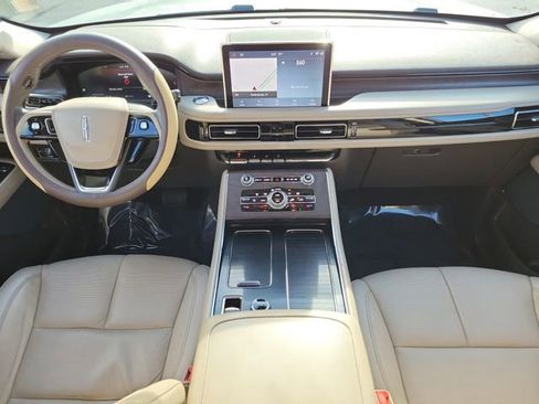 Used 2022 Lincoln Aviator Reserve w/ Class IV Trailer Tow Package RWD image 15