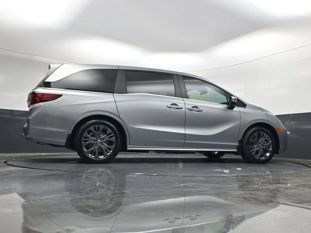 New 2027 Honda Odyssey Touring image 30