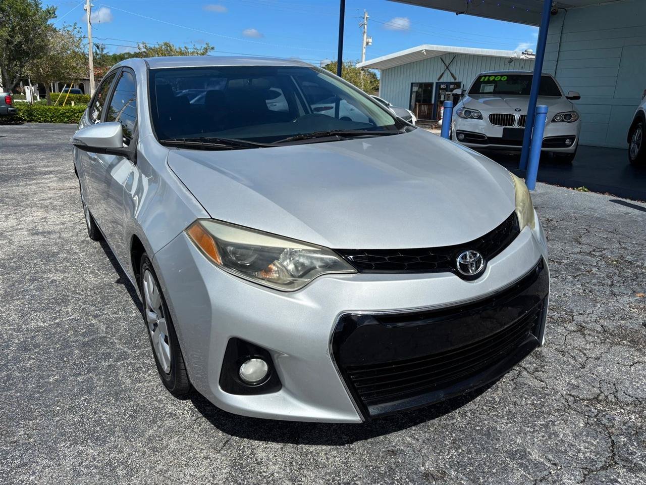 Used 2015 Toyota Corolla S FWD image 7