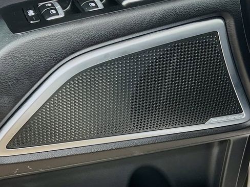 Certified 2024 Kia Telluride SX image 19