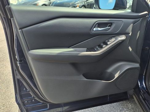 New 2026 Nissan Rogue SV image 12