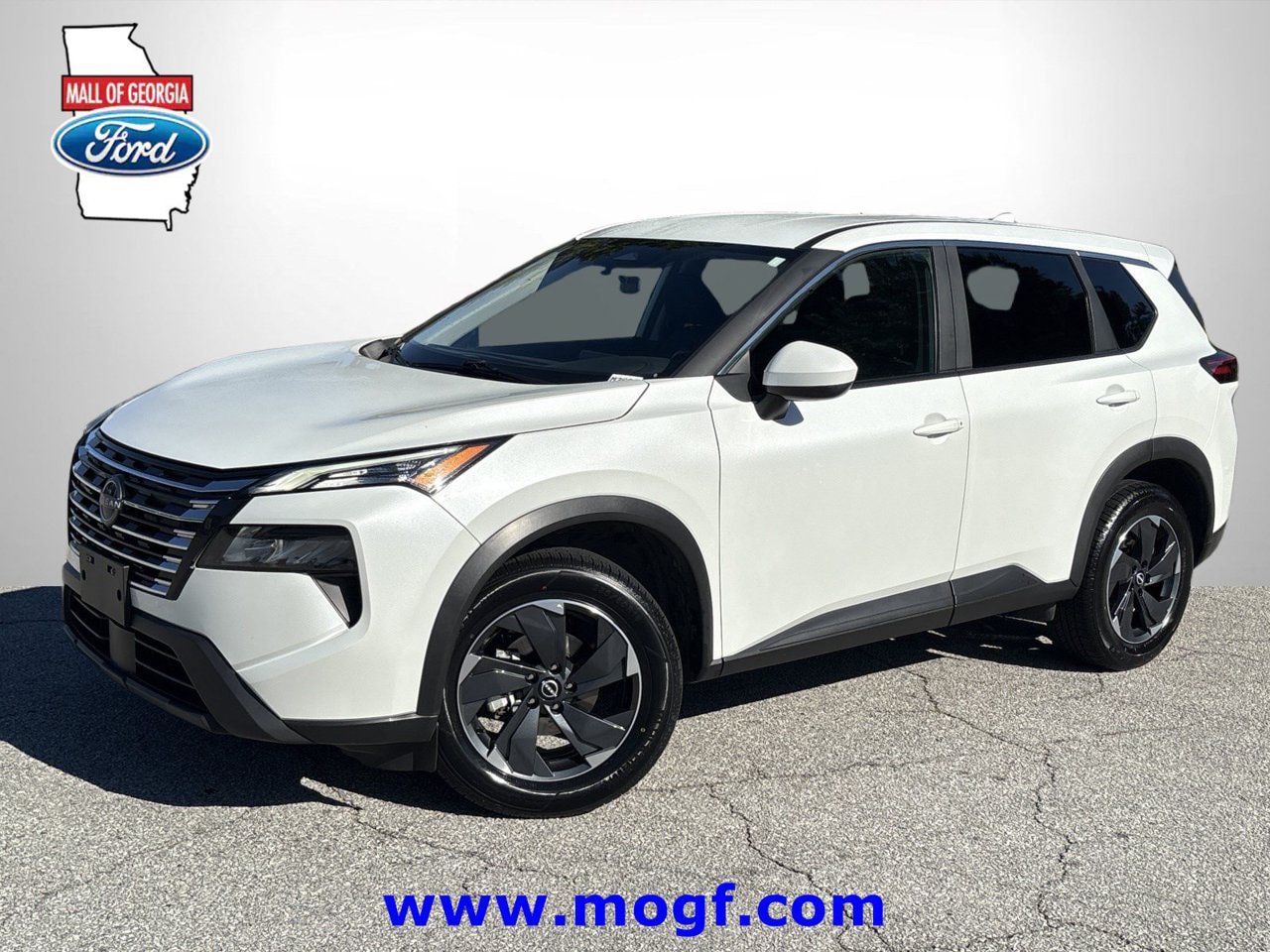 Used 2025 Nissan Rogue SV AWD/4WD image 1