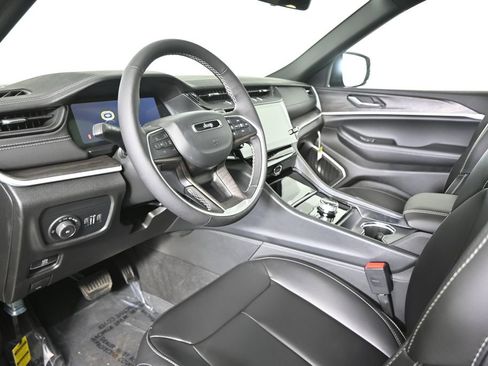 New 2026 Jeep Grand Cherokee L Limited AWD/4WD image 24