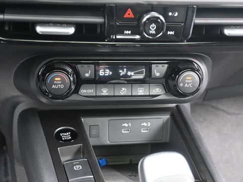 New 2026 Nissan Kicks SV w/ SV Premium Package AWD/4WD image 11