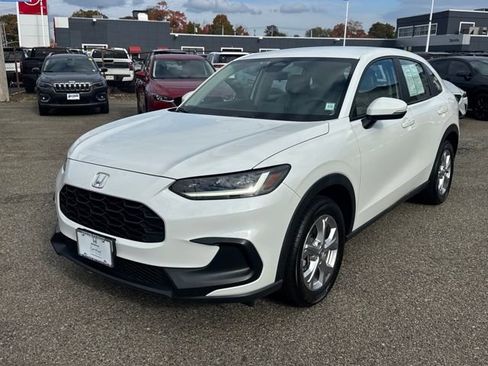 Certified 2023 Honda HR-V LX image 1