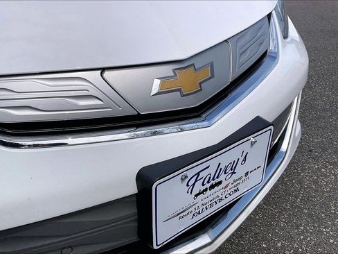 Used 2018 Chevrolet Volt Premier w/ Driver Confidence Package FWD image 25