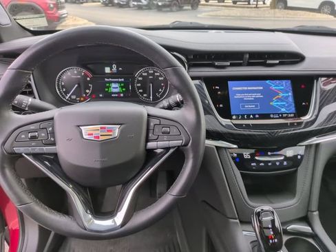 Certified 2024 Cadillac XT6 Premium Luxury w/ LPO, Floor Liner Package AWD/4WD image 27