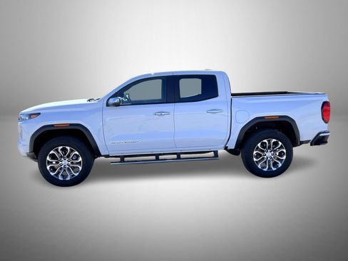 New 2026 GMC Canyon Denali image 8