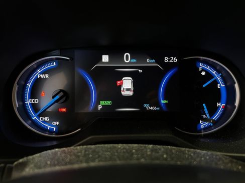 Certified 2024 Toyota RAV4 XSE w/ Weather Package AWD/4WD image 10